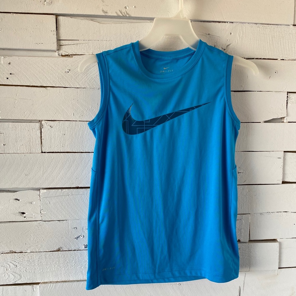 Nike Boys Large Athletic Dry-Fit Tank. Blue